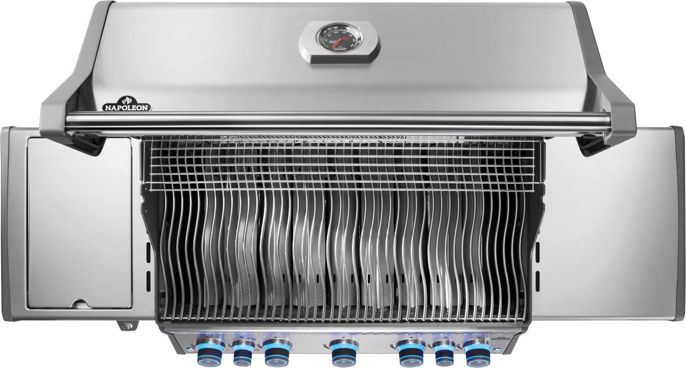 Napoleon Rogue® PRO-S 625 RSIB Gas BBQ with Infrared Side & Rear Burner - Image 3