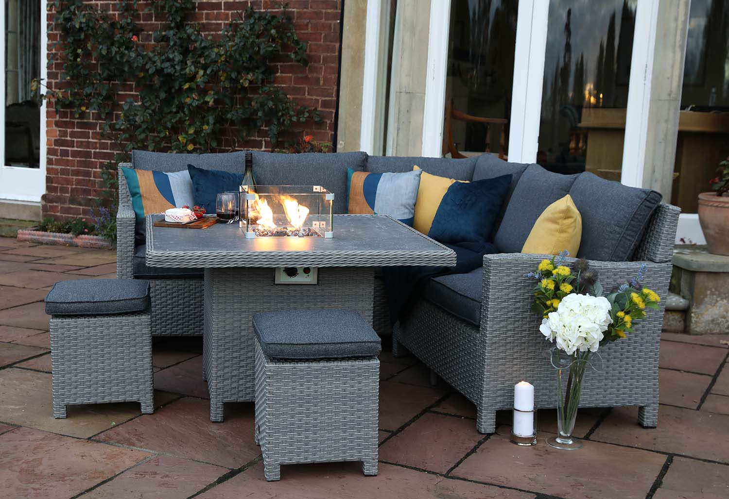 Supremo - Catalan Mini Modular with Fire Pit - Image 4
