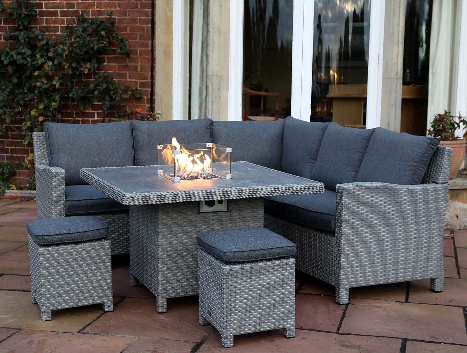 Supremo - Catalan Mini Modular with Fire Pit - Image 6